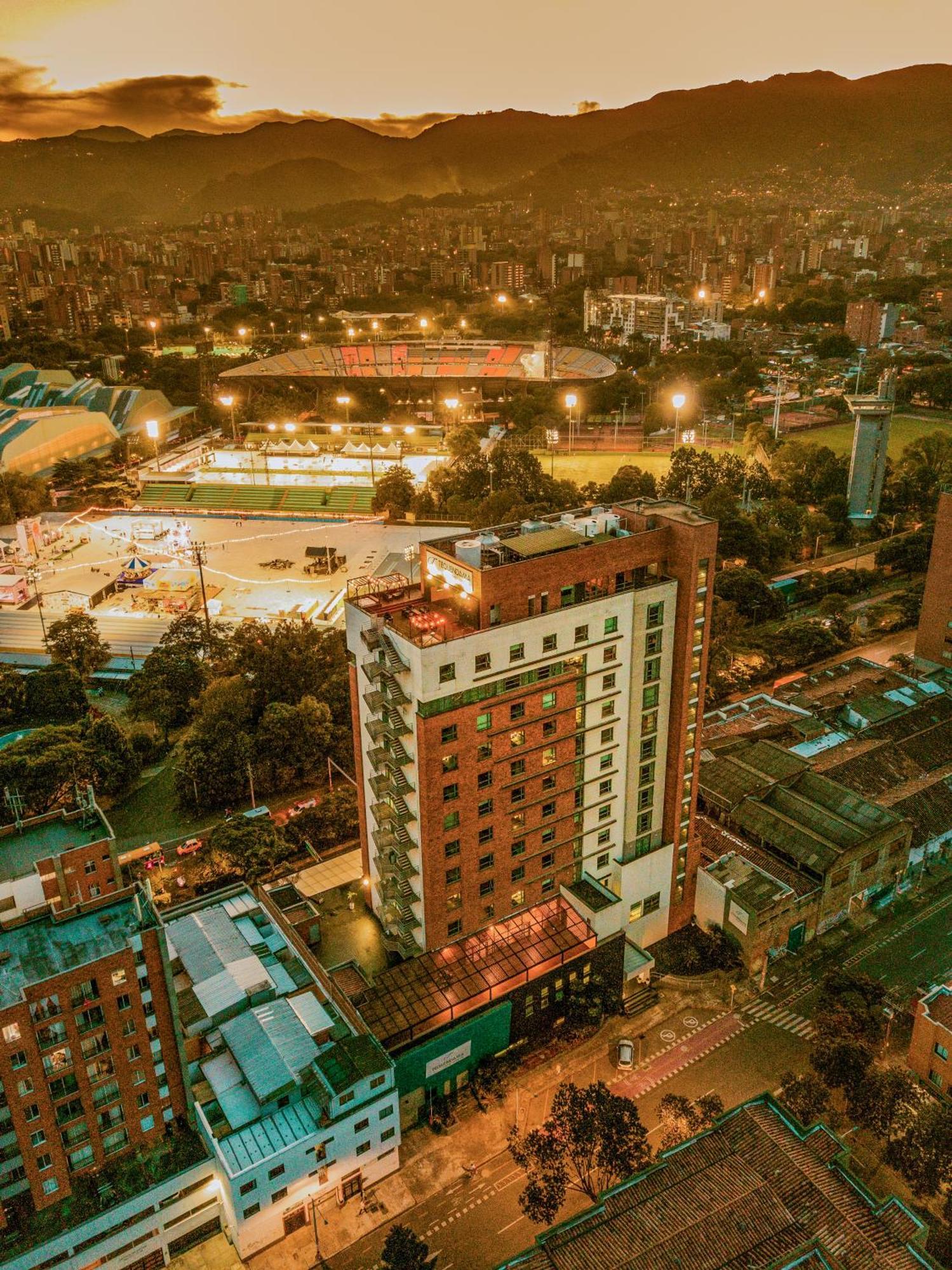 Tequendama Hotel Medellin - Estadio Ngoại thất bức ảnh