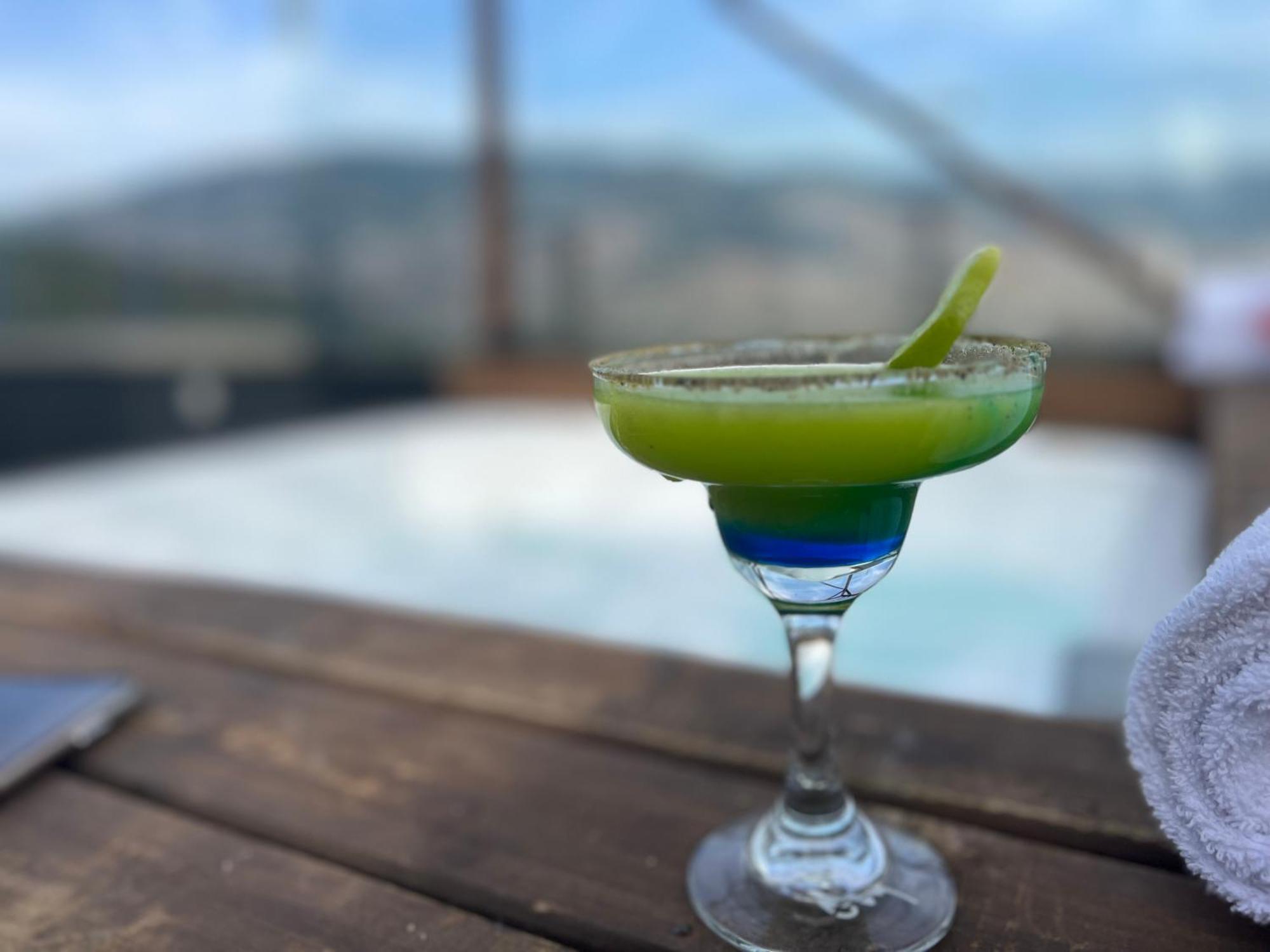 Tequendama Hotel Medellin - Estadio Ngoại thất bức ảnh