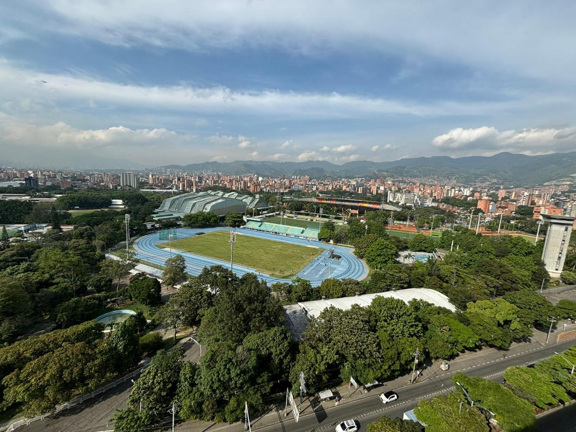 Tequendama Hotel Medellin - Estadio Ngoại thất bức ảnh